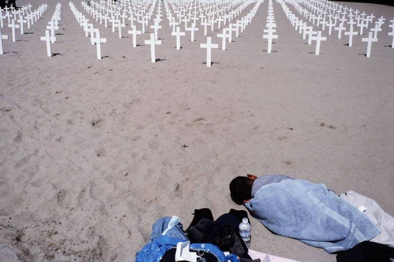 Constantine Manos
