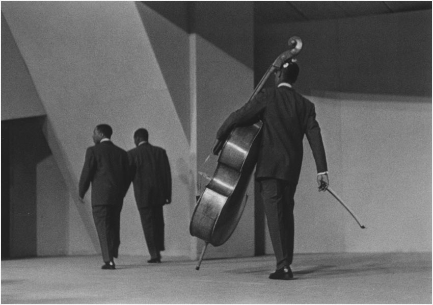 Roy DeCarava – “Ο κύριος με τα γκρι”