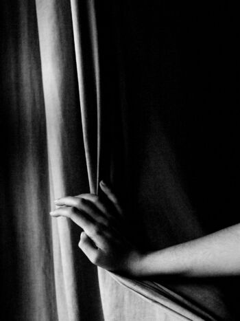© Antigone-Kourakou.-Finalist-LensCulture-Black-White-Photography-Awards-2018
